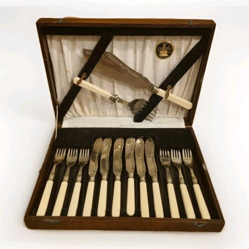 Vintage cased finest sheffield - cased,