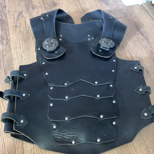 Black leather chest armor - black,