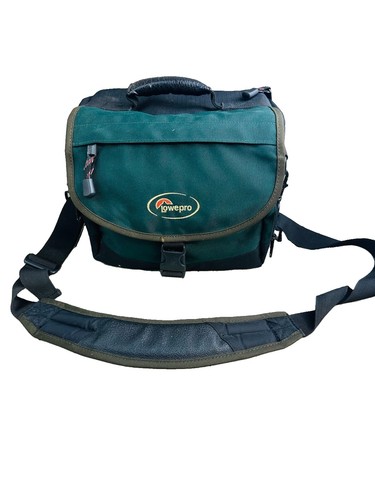 Lowepro nova padded - padded, camera