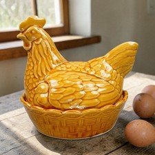 Vintage Ceramic Hen Chicken