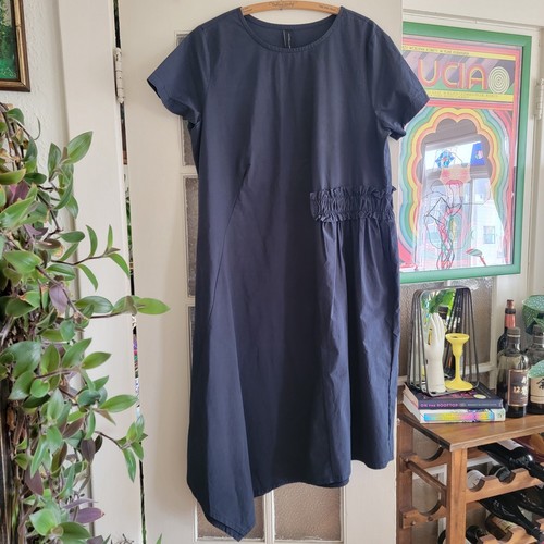 Amma side scrunch - scrunch, asymmetrical