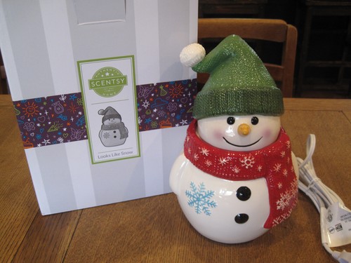 Nib rare retired scentsy - nib,,