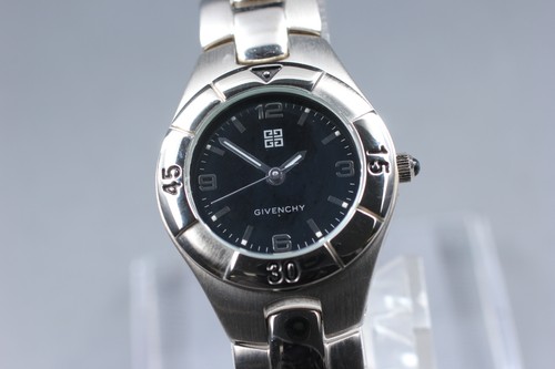 Near mint givenchy - [near, mint]