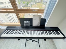 Yamaha P115 88-Key Weighted Action Digital Piano with Sustain Pedal, Black