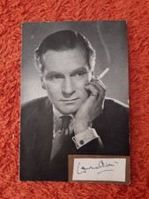 SIGNED BY LAURENCE OLIVIER  -  ADVERTISING PICTURE FROM 1956.