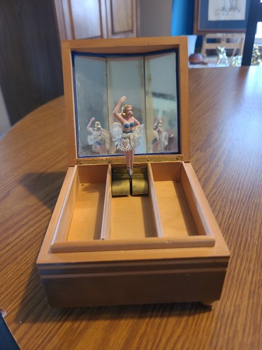 Vintage swiss music box - vintage,