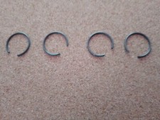 TRIUMPH T140 BONNEVILLE TSS PAIR OF PISTON PIN CIRCLIP 66-0954 - 71-3700 (4)