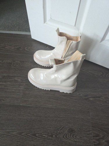 Zara fabulous light cream - zara,