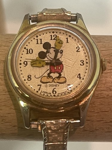 Vintage lorus seiko - by, mickey