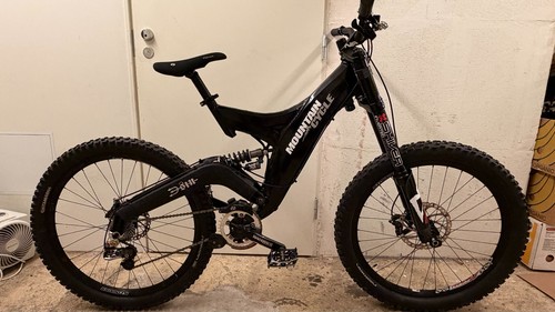 2005 new old - 2005, stock