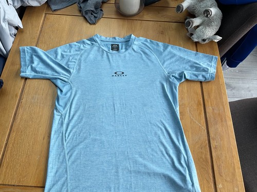 Mens blue oakley tshirt - blue,