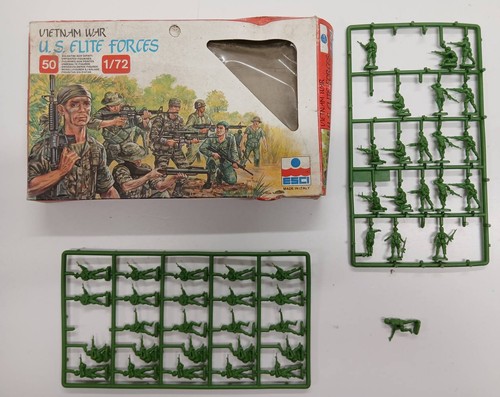 Esci 228 elite forces - esci, 1/72