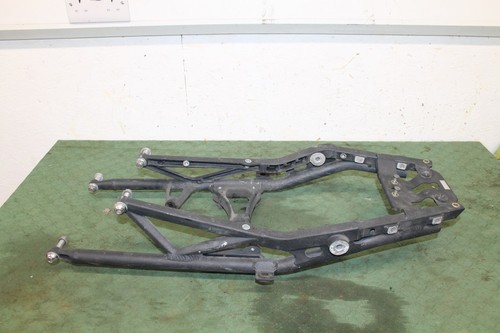 19003 triumph street triple - triumph,
