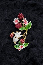 Mouse & Berry Brooch Vintage