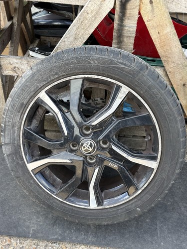 Toyota yaris alloy wheel - alloy,