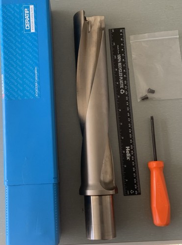 Drill through coolant - u-drill,