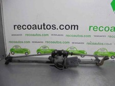 LR020112 front windscreen