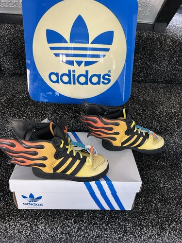 Genuine vintage adidas - genuine,