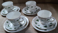 Four sets of Ivy pattern cups