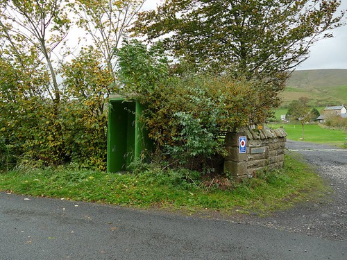 Photo 6x4 green shelter - photo,