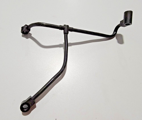 Engine oil pipe passage - engine,