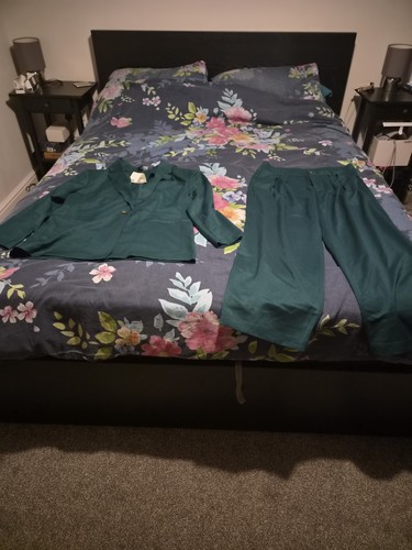 Green trouser suit nwt - trouser,