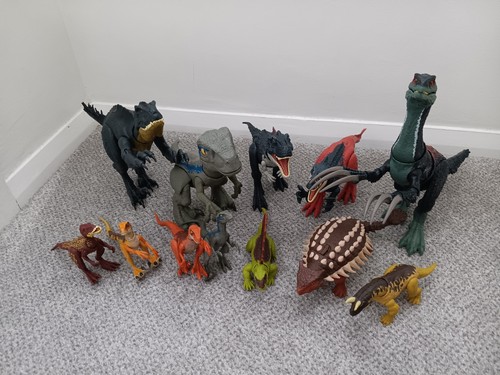 Jurassic world toy bundle - jurassic,