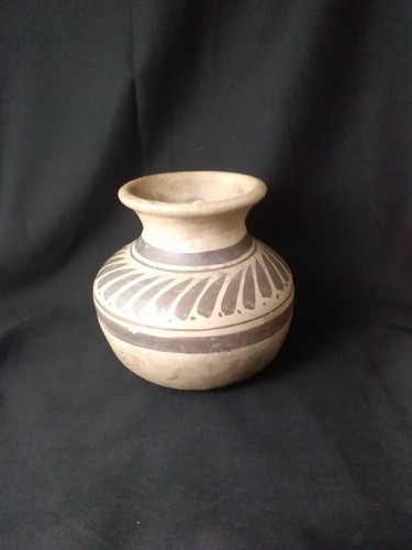 Vintage mexican pottery - mexican, hand