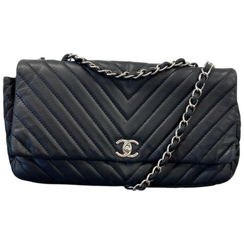 Chanel women chevron flap - chanel,