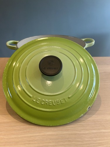 Creuset cast iron - cast,