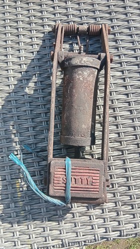 Vintage sutty foot pump - sutty,