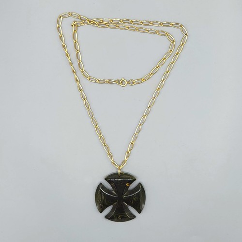 Dark green yellow marbled - dark,