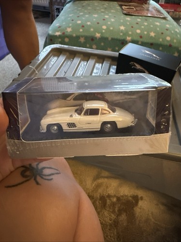 Atlas diecast collections - diecast,