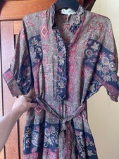 Gorgeous vintage 70s Jean Varon 10 Black multi Paisley dress