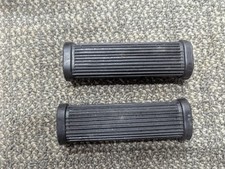 TRIUMPH and Norton pillion footrest rubber (plain type) 1958-70 82-1695