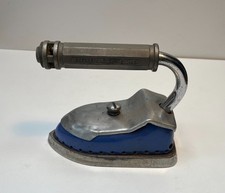 Vintage - domestic iron - METRO - British Patent 360555  - Gas fired