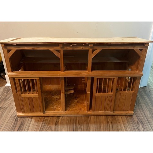 Breyer horse stable wooden - breyer,