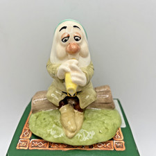 Royal Doulton SLEEPY  SW 15 Figurine Snow White & Seven Dwarves Disney Showcase