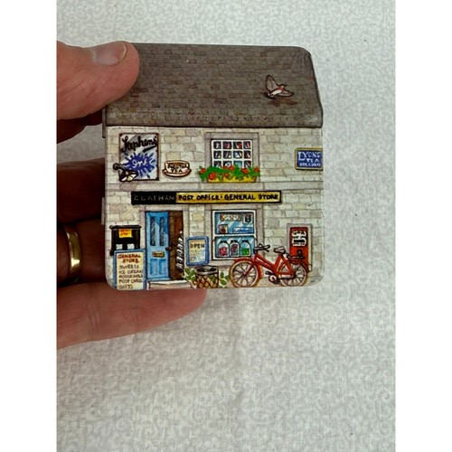 Vintage style miniature - vintage,