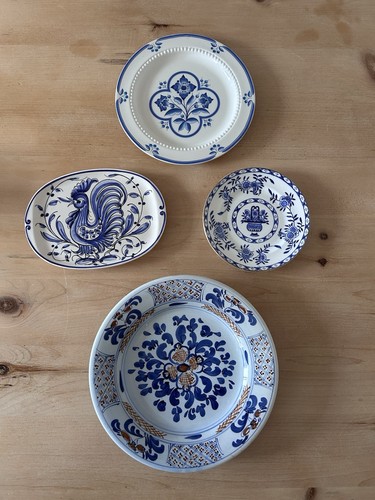 Set blue and white wall - of,