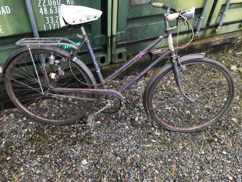 Vintage raleigh bicycle - raleigh,