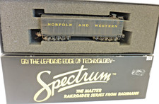 BACHMANN SPECTRUM HO gauge N&W