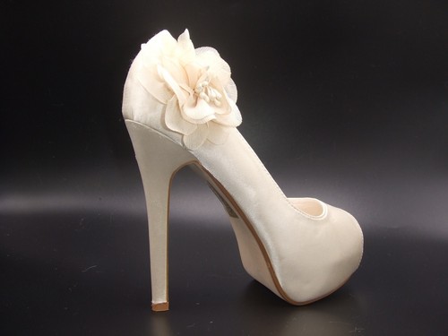 Size 7 8 white - 4,