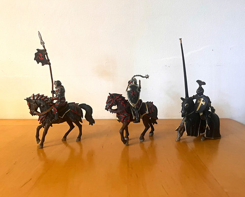 Schleich 3pc medieval mounted - 3pc,