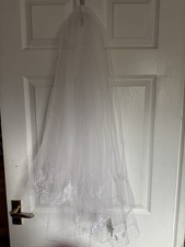White wedding veil with comb & embellished with drop pearls