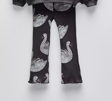 Zara Girls Swan Ribbed Flared Leggings Grey White 1.5 Years Bambi Fury Molly-Mae