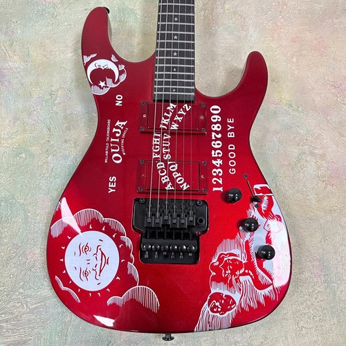 Red kirk hammett moon style - kirk,