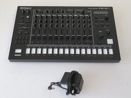 Roland rhythm performer - roland, tr-8s