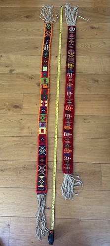 Pair vintage central - of, asian