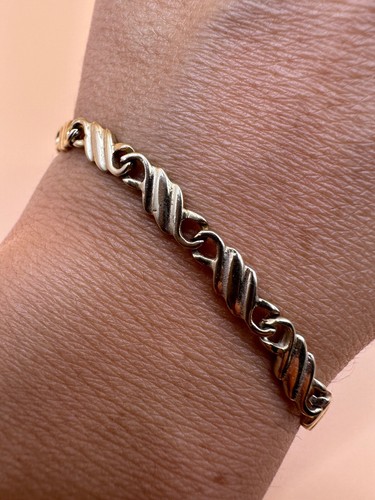 Pre owned 9ct yellow gold - 9ct,
